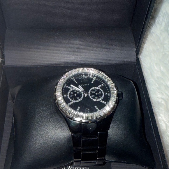 Guess Chill Black SS Swarovski Crystals Watch - Picture 13 of 16